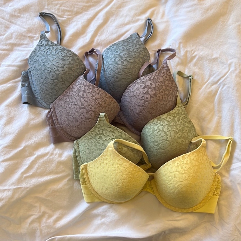 Pink T-Shirt Bras in Pastels (individual)